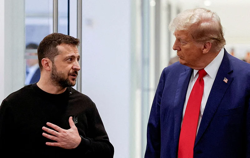 Ukrainian President Volodymyr Zelenskyy with his US counterpart Donald Trump