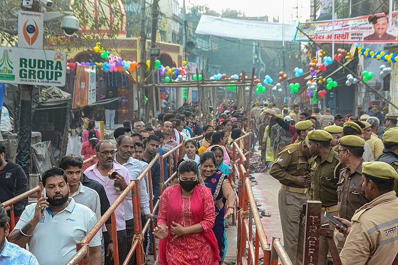 Maha Shivratri festival 2025 photo_Anandeshwar Dham