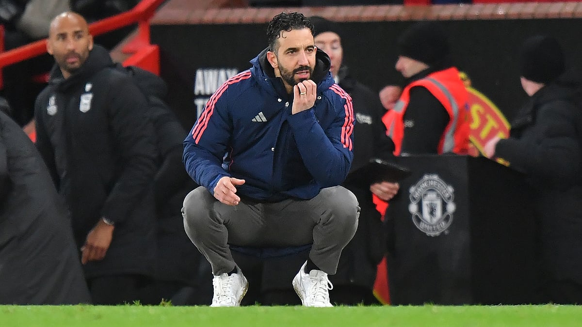 Manchester United head coach Ruben Amorim - null