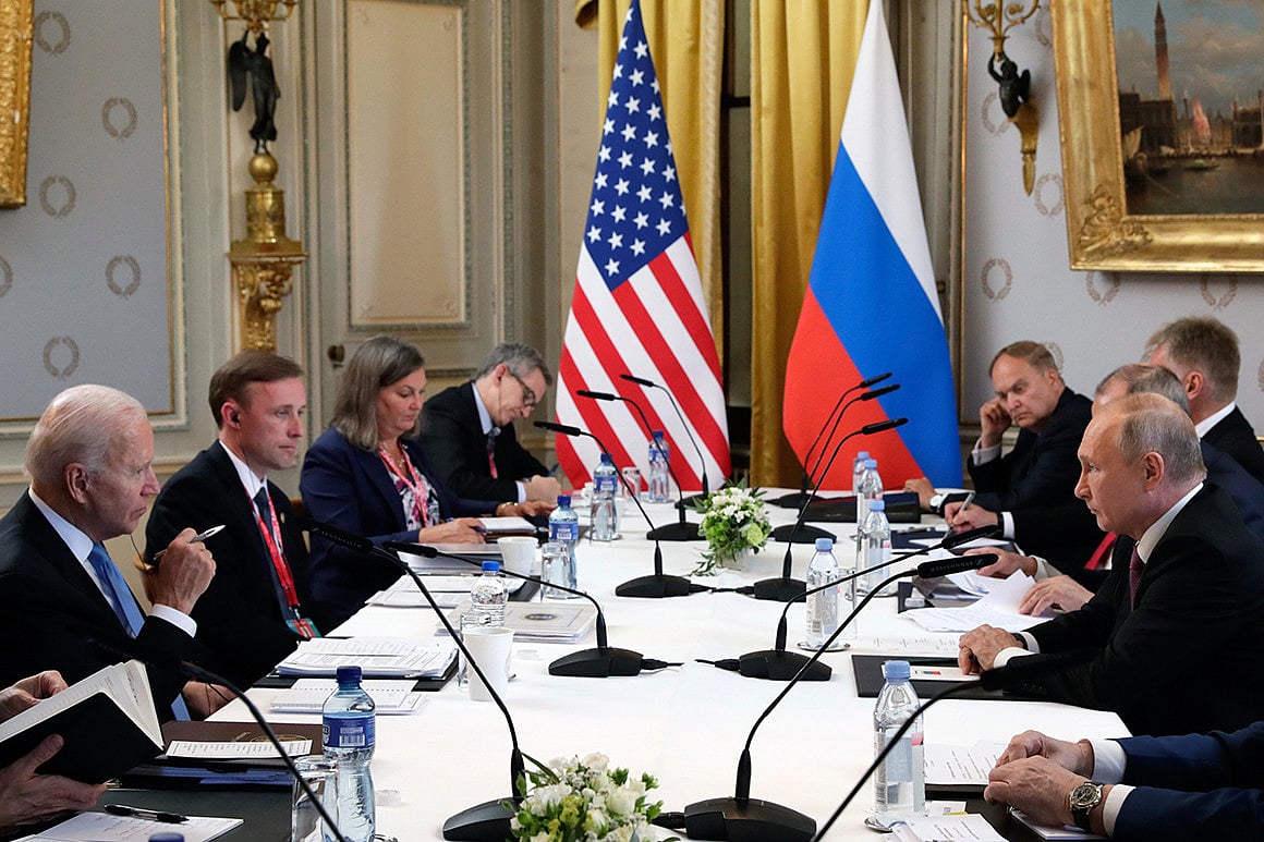AP : Russian and US officials to meet in Istanbul