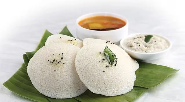 The Karnataka govt bans the use of plastic in the process of making Idli