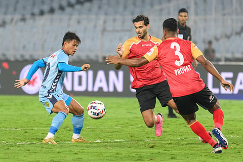 ISL2024-25, EBFC vs HFC: Ramhlunchhunga of Hyderabad FC in action