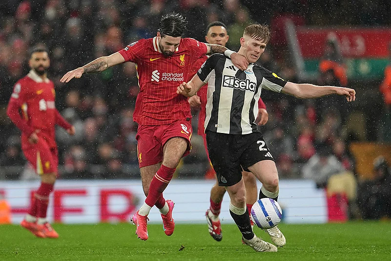 English Premier League Soccer 2024-25 Liverpool Vs Newcastle United match photo: Lewis Hall