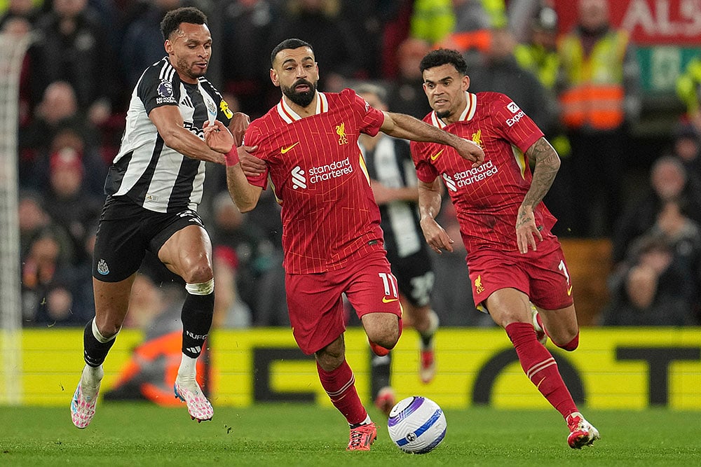 English Premier League Soccer 2024-25 Liverpool Vs Newcastle United match photo: Jacob Murphy