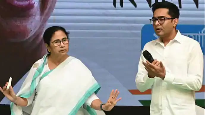 TMC MP Abhishek Banerjee with West Bengal CM Mamata Banerjee (Representative image) - PTI