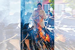 Photo: Tribhuvan Tiwari : Twinkle Kalia personally performs the last rites, treating every soul with respect