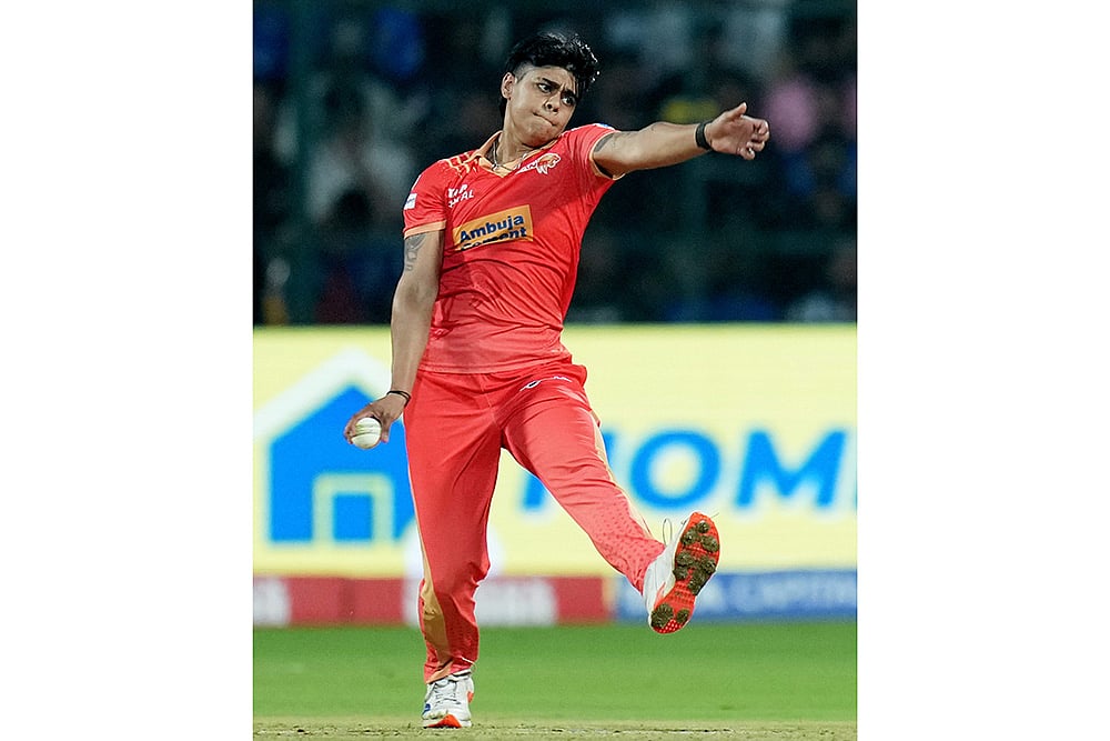 WPL 2025 Royal Challengers Bengaluru vs Gujarat Giants cricket: Kashvee Gautam