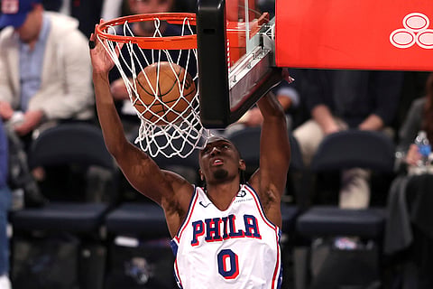 NBA 2024-25: 76ers' Tyrese Maxey dunks the ball