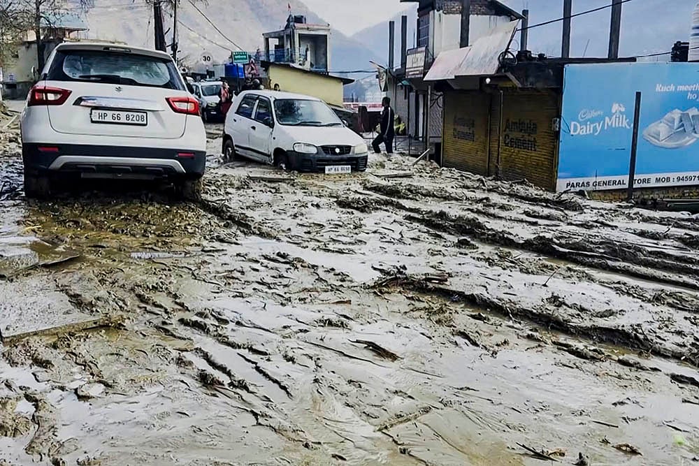 Heavy rain and Landslide in Kullu, Himachal Pradesh_3