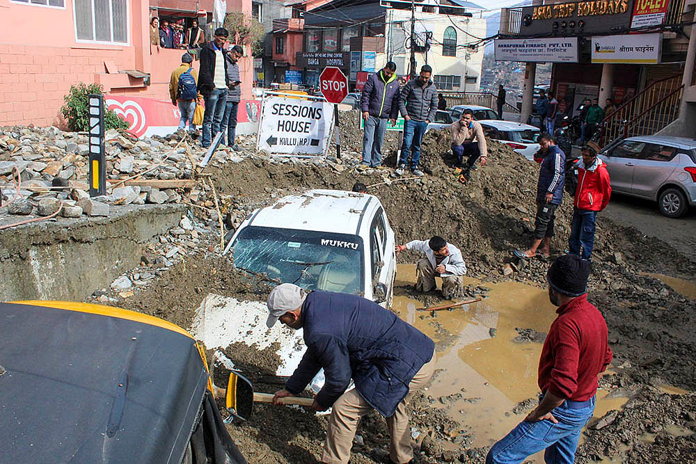 | Photo: PTI : Weather: Heavy rain in Kullu