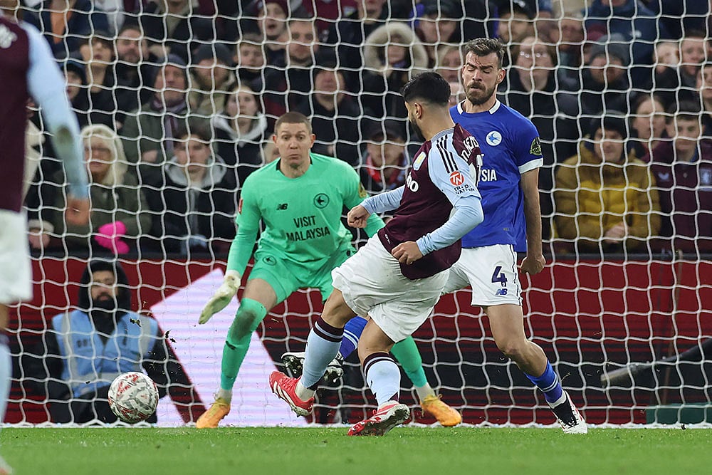 FA Cup Soccer: Cardiff City vs Aston Villa