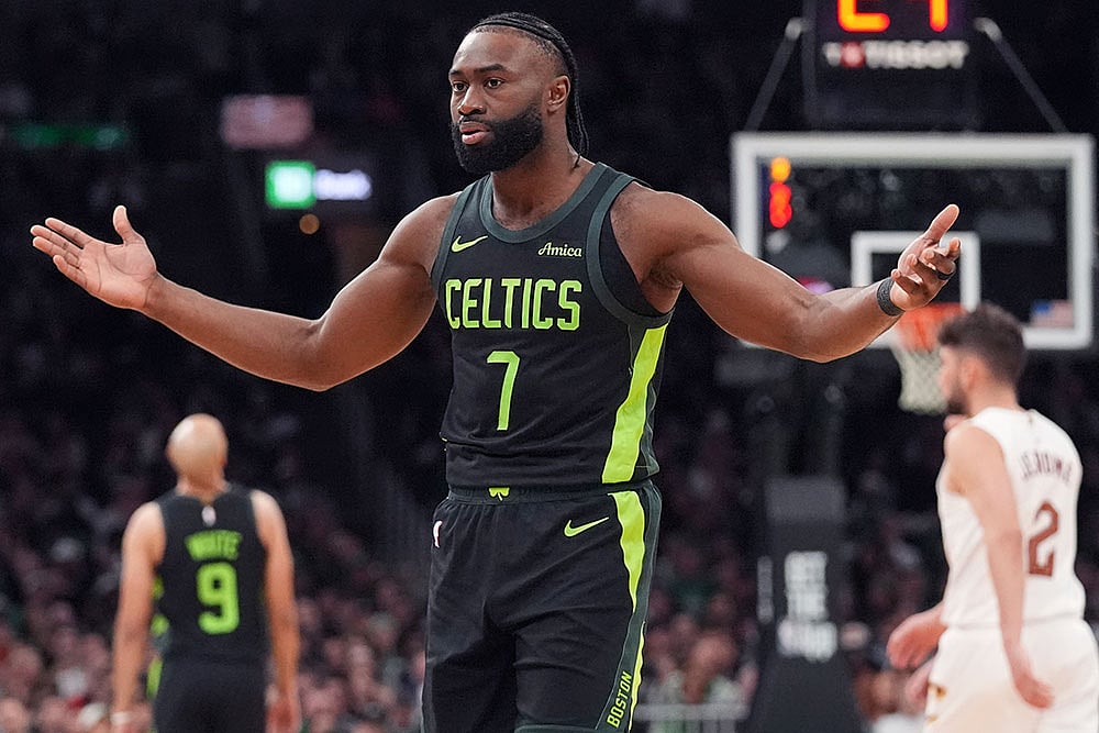Basketball: Cleveland Cavaliers vs Boston Celtics