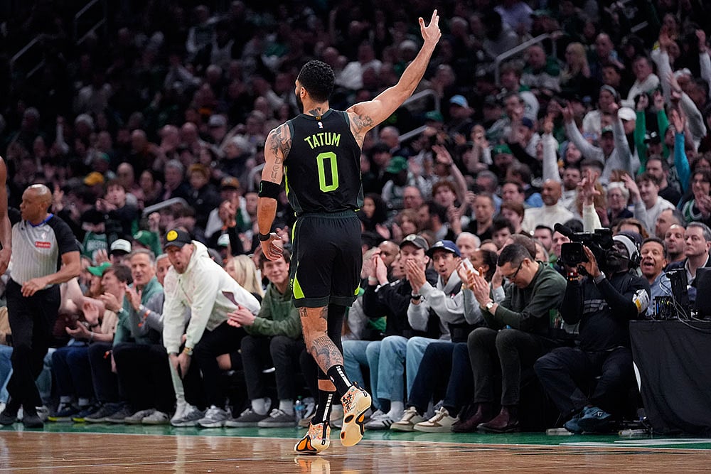 NBA Basketball Game: Cleveland Cavaliers vs Boston Celtics