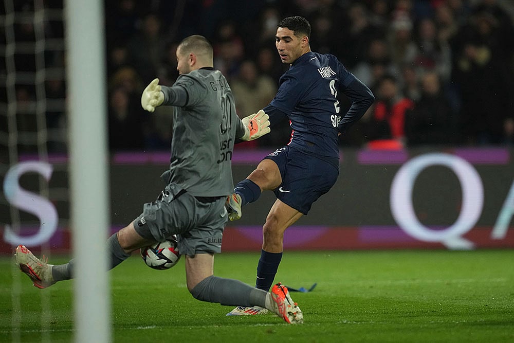 French League One Soccer Match: Lille vs Paris Saint-Germain