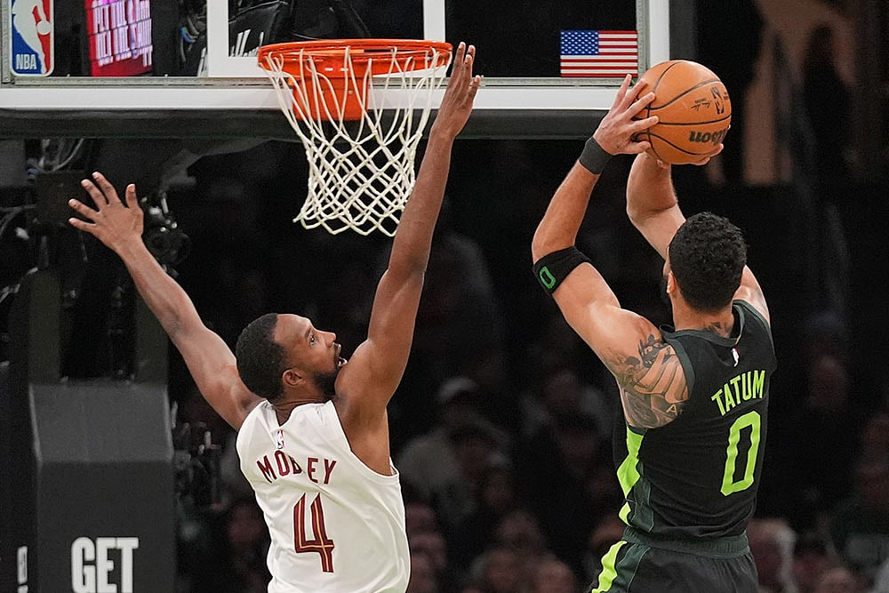 NBA Basketball Game: Boston Celtics vs Cleveland Cavaliers