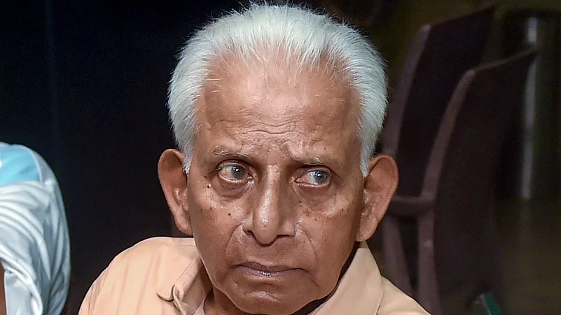File photo of former Mumbai cricketer Padmakar Shivalkar.