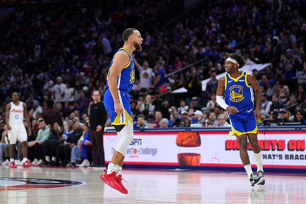 NBA Basketball Game: Philadelphia 76ers vs Golden State Warriors