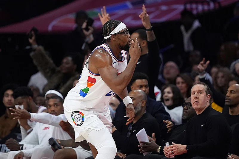 NBA Basketball: Golden State Warriors vs Philadelphia 76ers