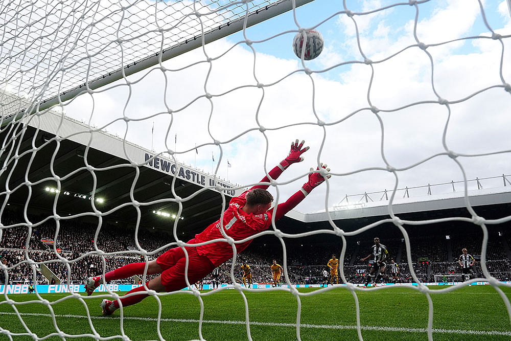 Britain Soccer FA Cup: Newcastle United vs Brighton
