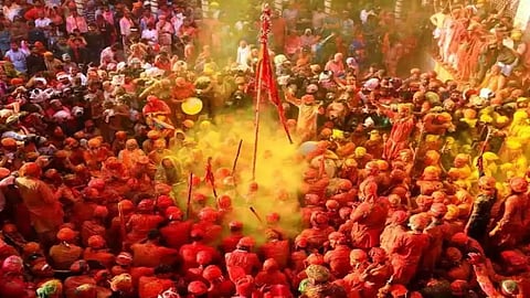 Holi celebration in Mathura and Vrindavan (Uttar Pradesh)
