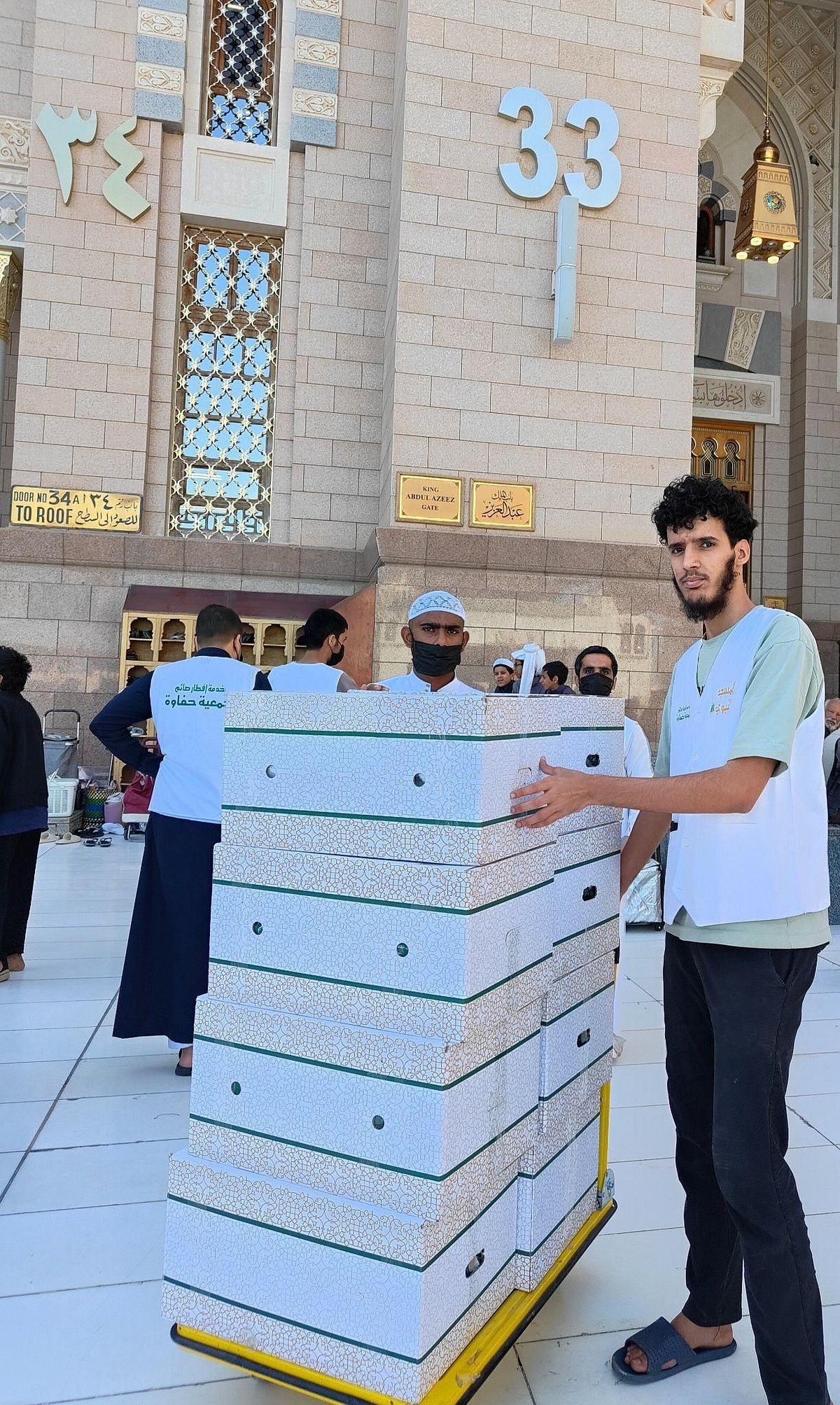 Iftar meal boxes