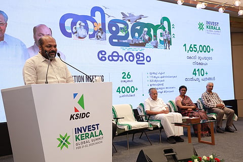 Industries Minister P. Rajeeve addressing a meeting of industry stakeholders who supported the Invest Kerala Global Summit. Also seen are Chief Minister Pinarayi Vijayan; Smt Sarada Muraleedharan, Chief Secretary, and Shri A Jayathilak, Additional Chief Secretary, Finance.
