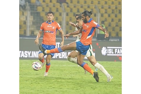 Sandesh Jhingan of FC Goa in action