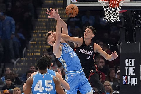 Heat Cavaliers Basketball