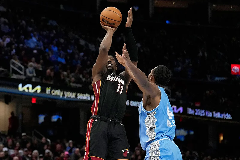 NBA Basketball Game: Miami Heat vs Cleveland Cavaliers