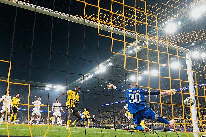 Champions League Soccer: Borussia Dortmund vs Lille