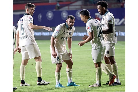 ISL 2024-25, JFC vs OFC: Hugo Boumous (8) scores his second goal