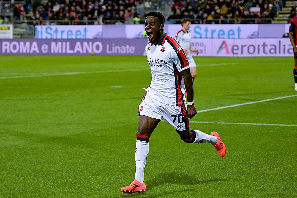 Serie A Soccer: Genoa vs Cagliari Calcio