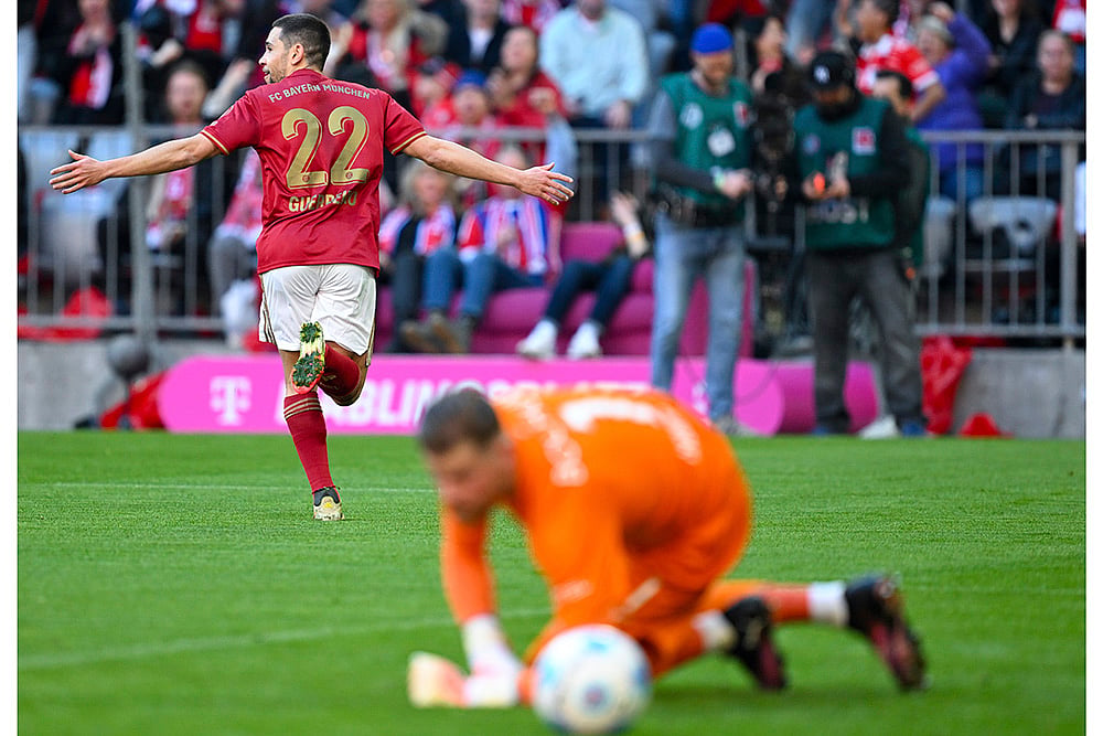Germany soccer Bundesliga A 2024-25 Bayern Munich and VfL Bochum: Raphael Guerreiro