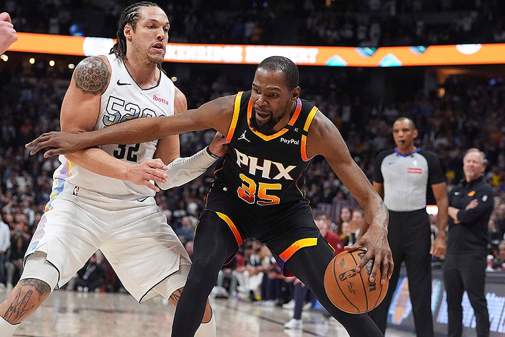 NBA basketball game Phoenix Suns vs Denver Nuggets: Kevin Durant 