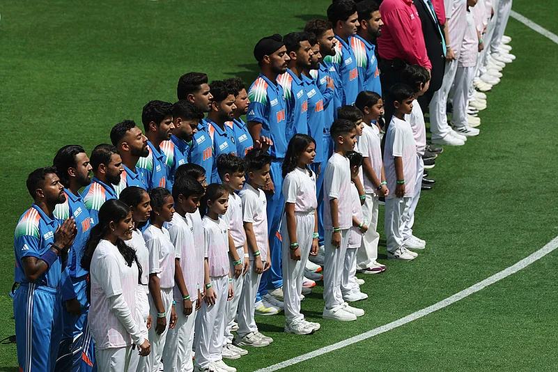 ICC Champions Trophy Final 2025 India vs New Zealand from Dubai: 1