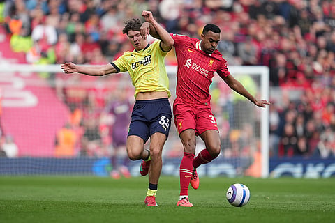 EPL 2024-25, Liverpool vs Southampton: Liverpool's Ryan Gravenberch challenges for the ball with Southampton's Tyler Dibling