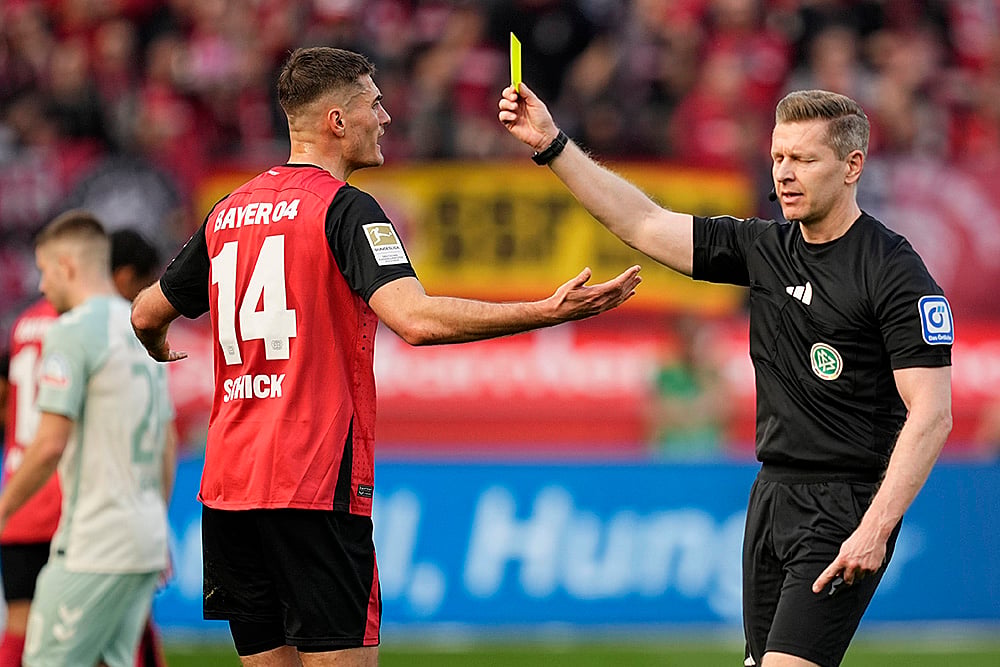 Germany soccer Bundesliga A 2024-25 Bayer Leverkusen and Werder Bremen: Tobias Welz