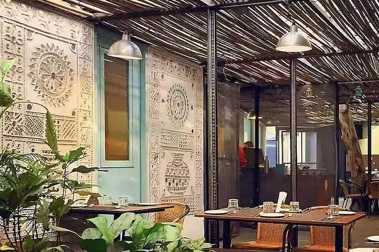 Cafe Lota Parsi Cuisine In Delhi