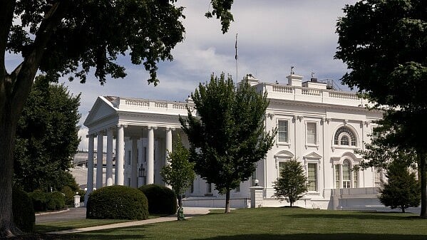 AP : The shooting occurred near the Eisenhower Executive Office Building, where agents responded to an alert and encountered Dawson