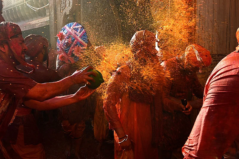 Nandgoan Lathmar Holi