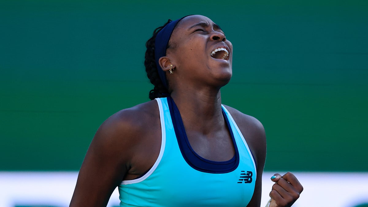 Coco Gauff celebrates her win over Maria Sakkari