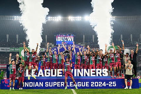  ISL 2024-25, MBSG vs FCG: Mohun Bagan players with shield