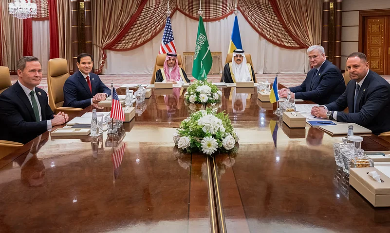 US and Ukraine officials meet in Saudi Arabia