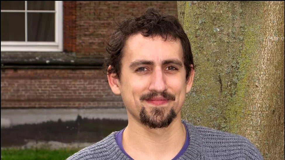 X : Belgian Photojournalist held