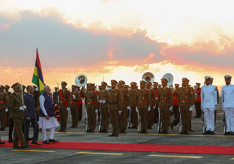 PM Modi with his Mauritian counterpart Navin Ramgoolam - PTI