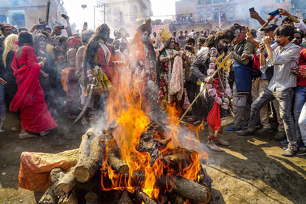 Masan Holi Varanasi 2025