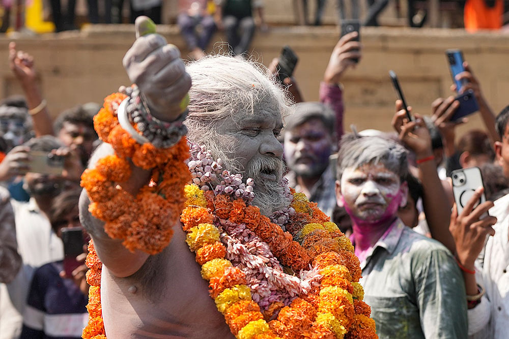 Masan Holi celebrations