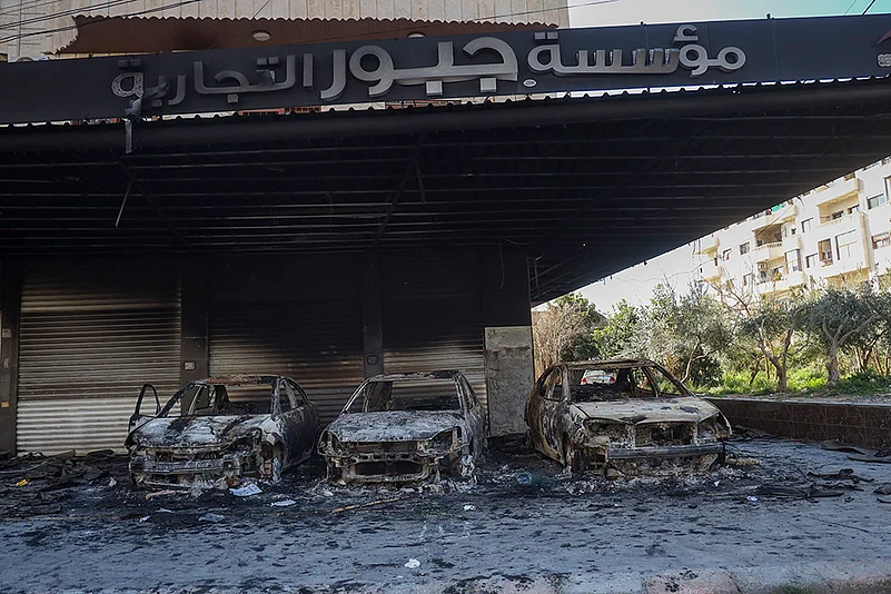 Syria Clashes Syria operation against Assad loyalists: 2