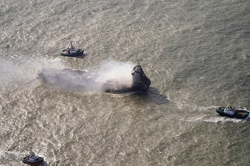 MV Solong cargo ship Collide with MV Stena Immaculate oil tanker ship pics: 7