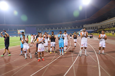 ISL 2024-25, HFC vs KBFC: Kerala Blasters players applaud the travelling fans